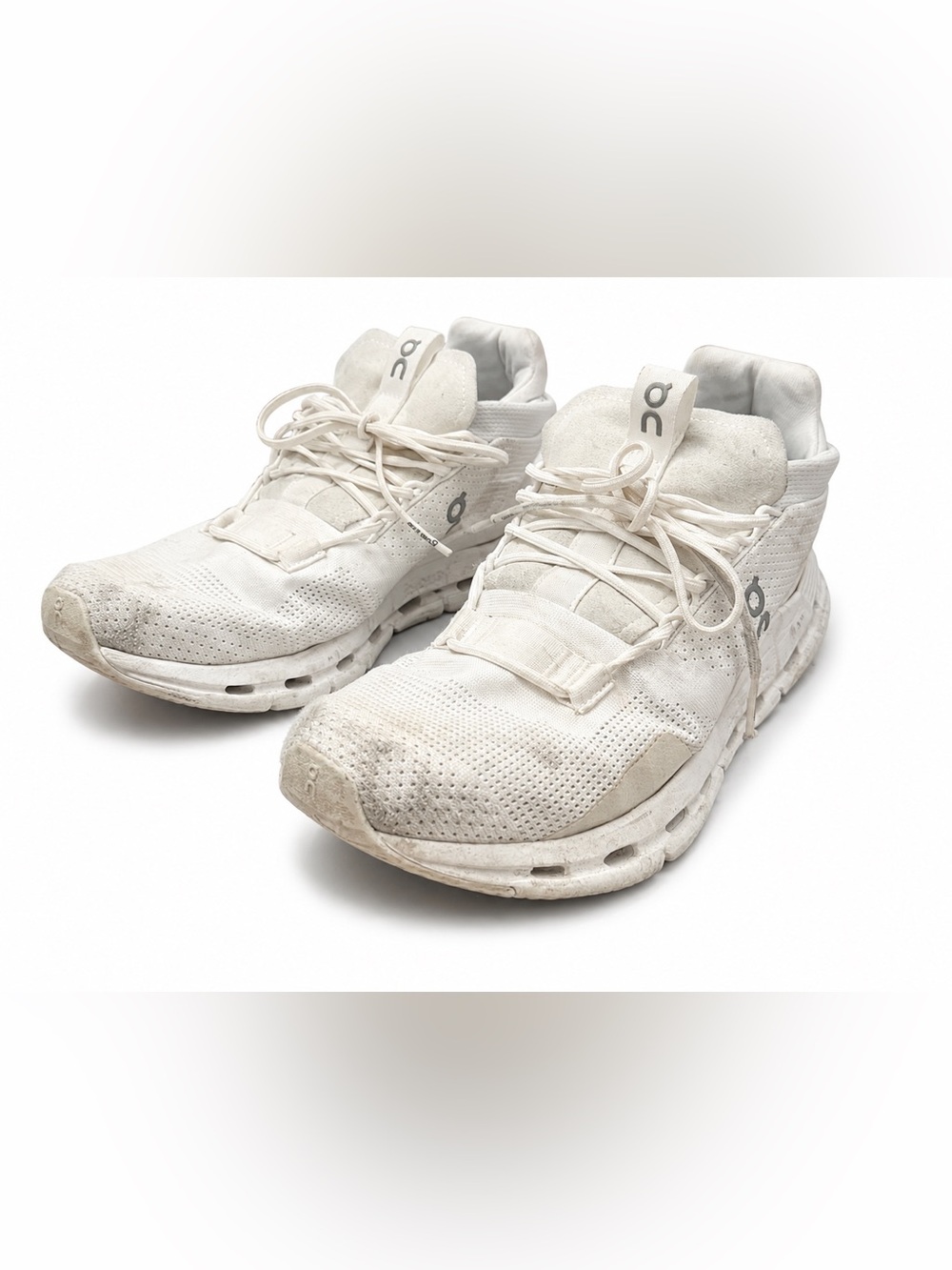 On Running Cloudnova White Sneakers Women’s Size 9